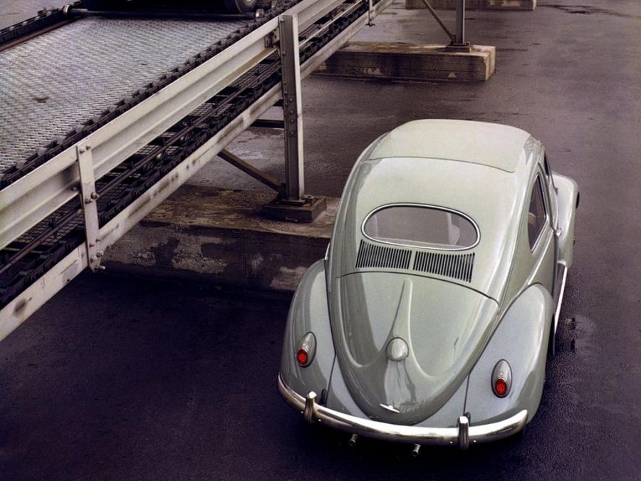  Volkswagen Kafer 1953 года  (фото 2 из 6)